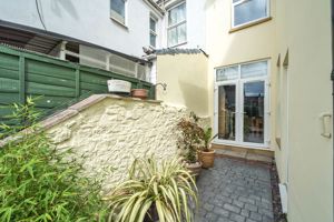 Photo 18- click for photo gallery